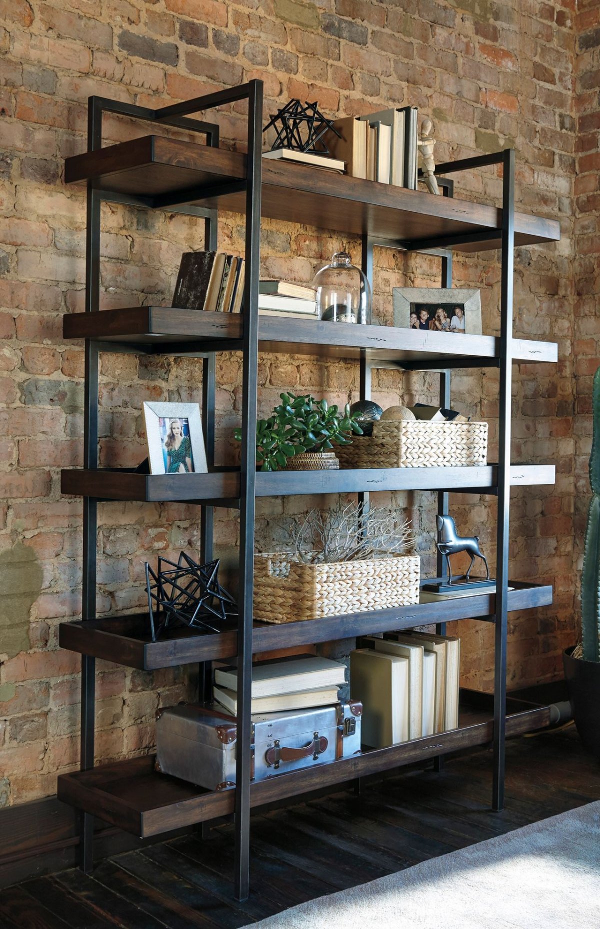 Restoration Hardware стеллаж