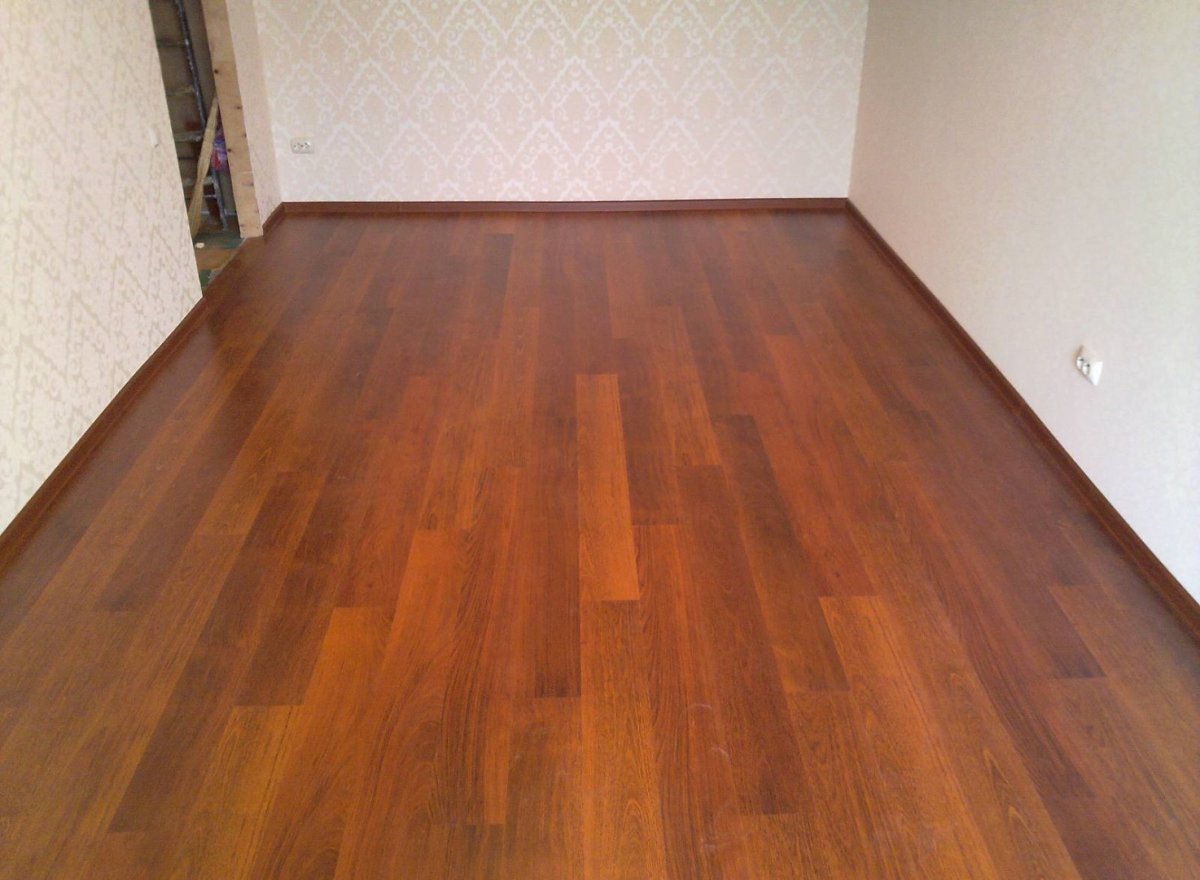 Линолеум на пол в комнату