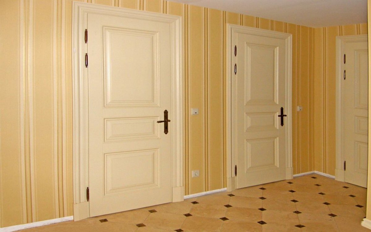 Межкомнатные двери в доме