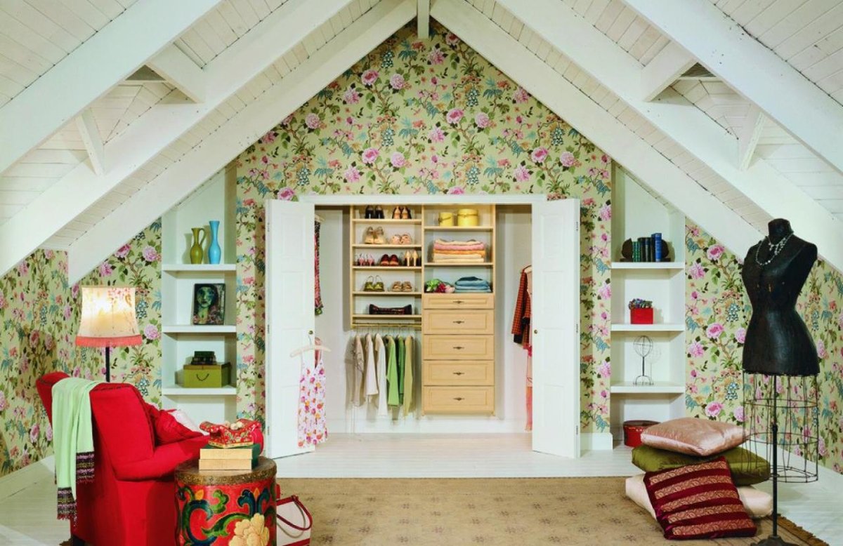 Интерьер мансарды