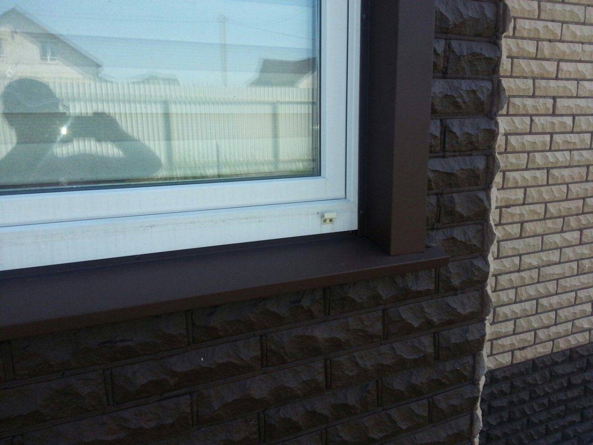 Верхний откос окна