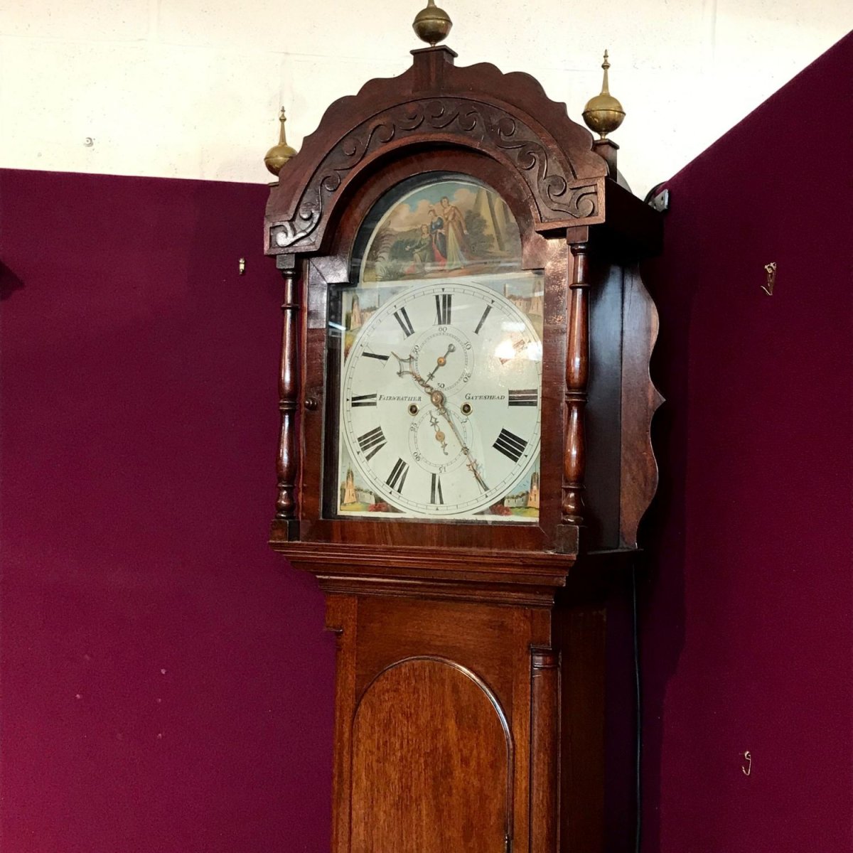 Старые старинные часы