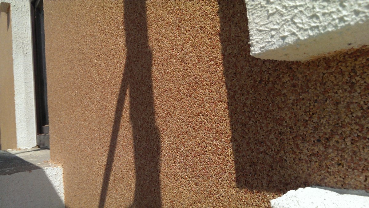 Отделка фасада мраморной крошкой