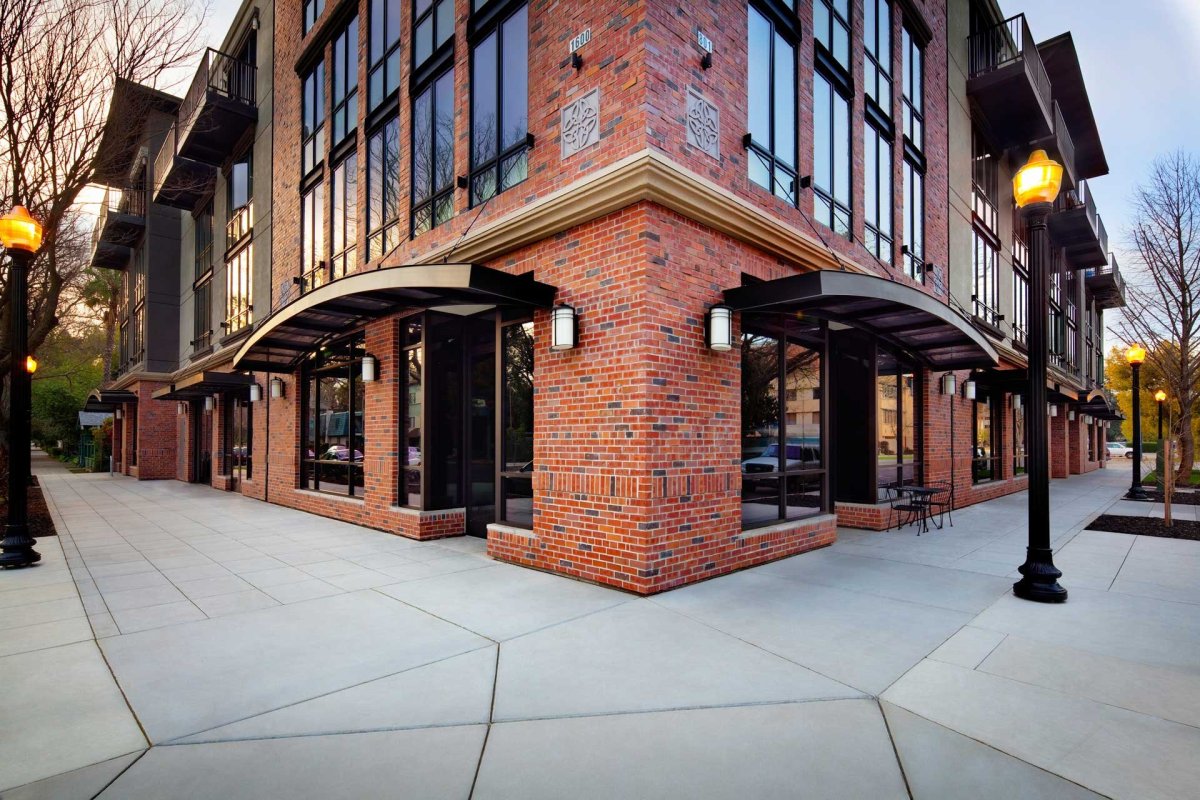 Фасад здания в стиле лофт