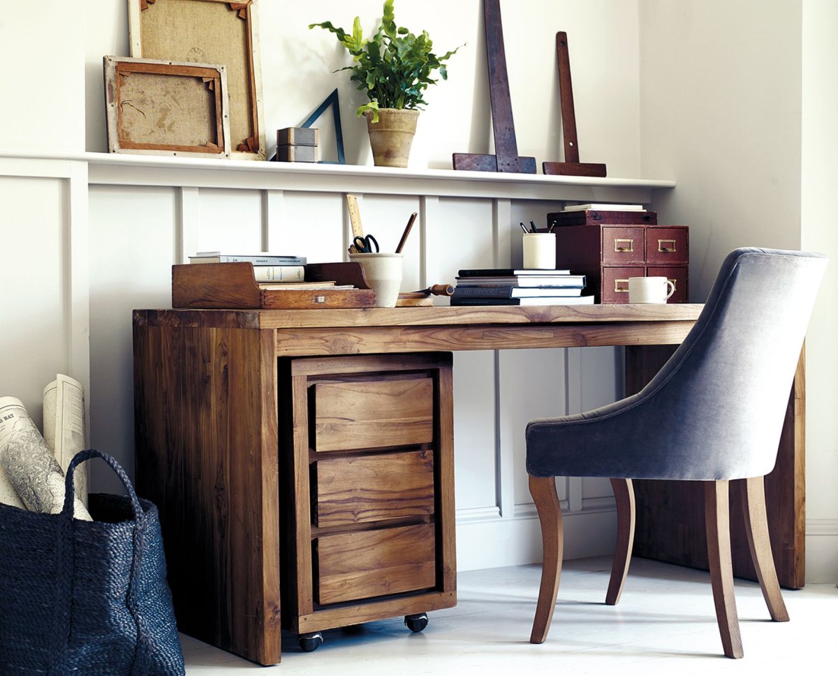 Домашний кабинет в стиле современная классика