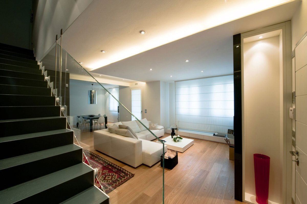 Комната внутри гостиная