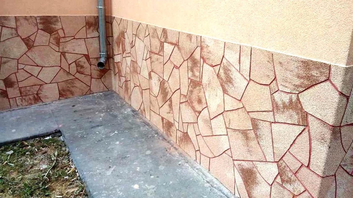 Отделка цоколя искусственным камнем