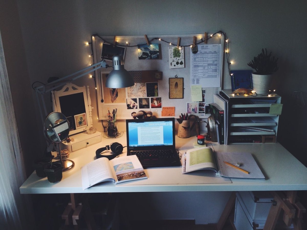 Комната с компом