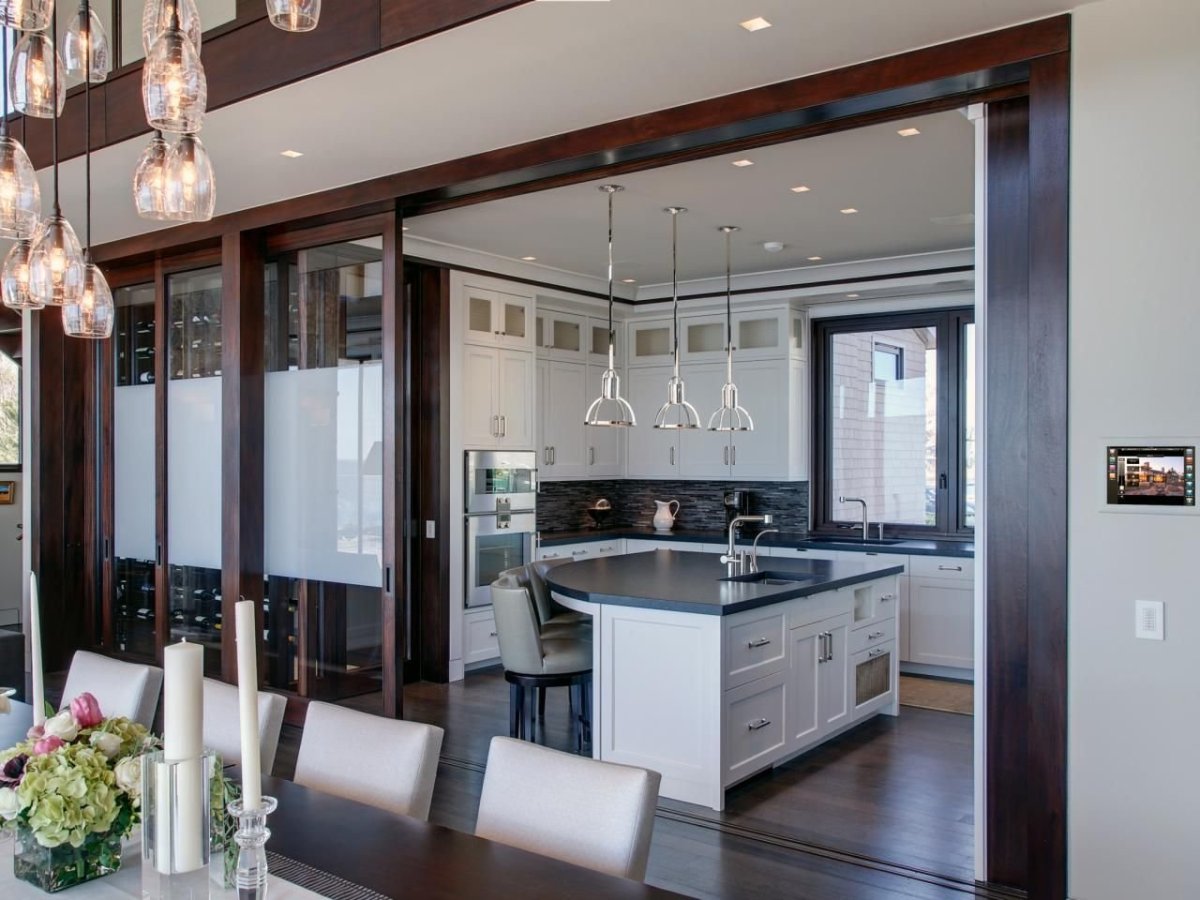 Раздвижные перегородки из поликарбоната