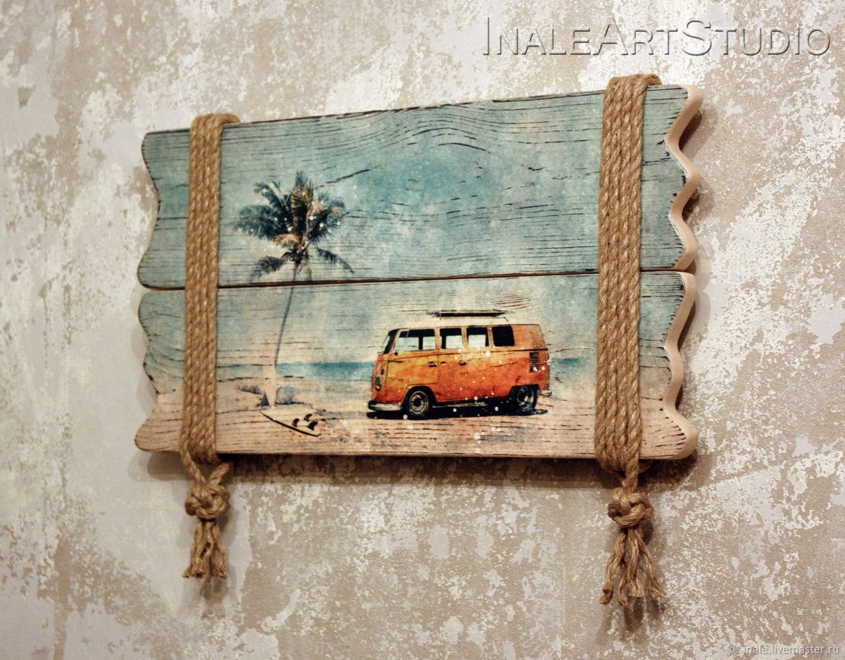 Панно из досок