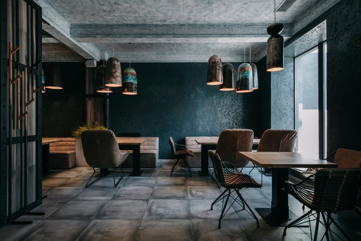 Интерьер пивного бара