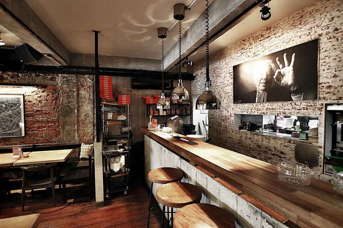 Бар в стиле лофт