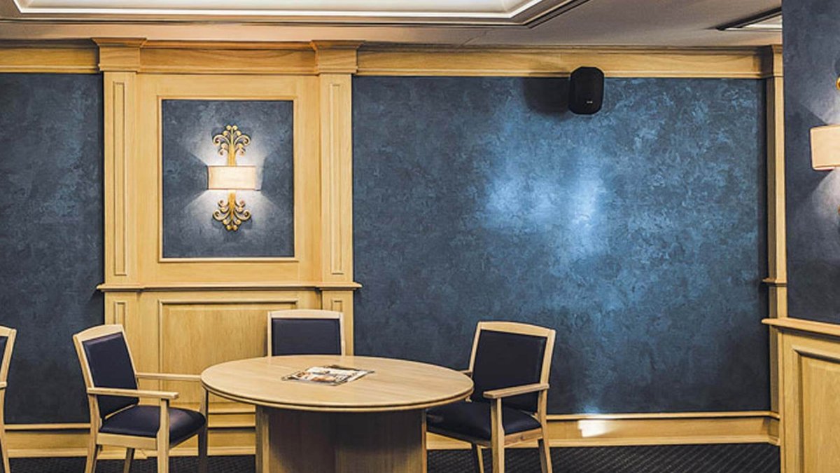 Венецианская штукатурка шелк