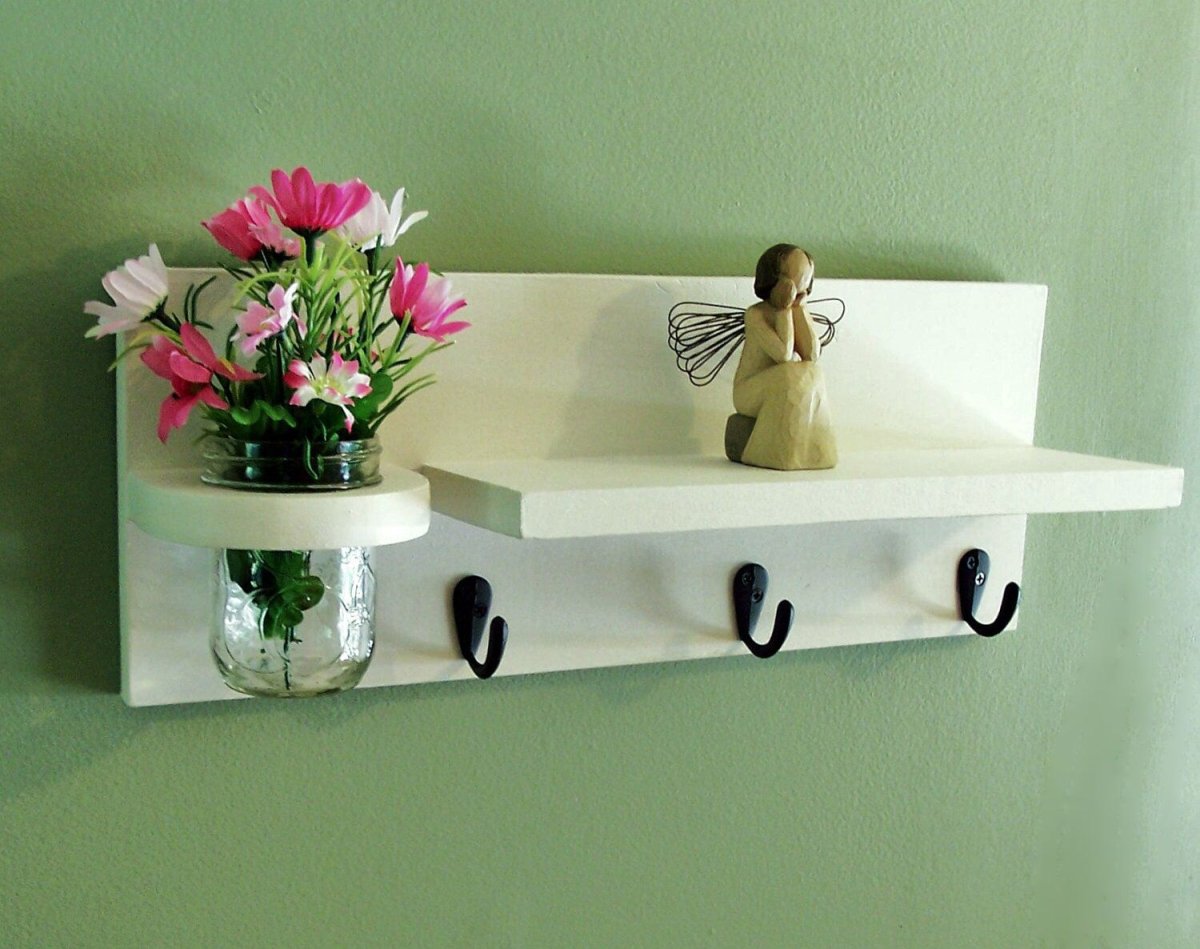 Полка для ключей в прихожую