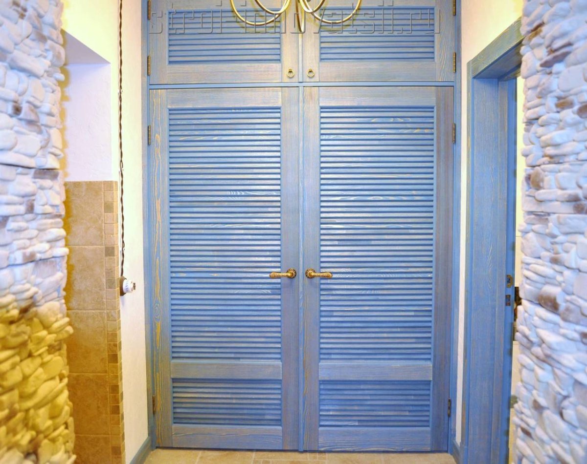 Дверца жалюзийная 605х294