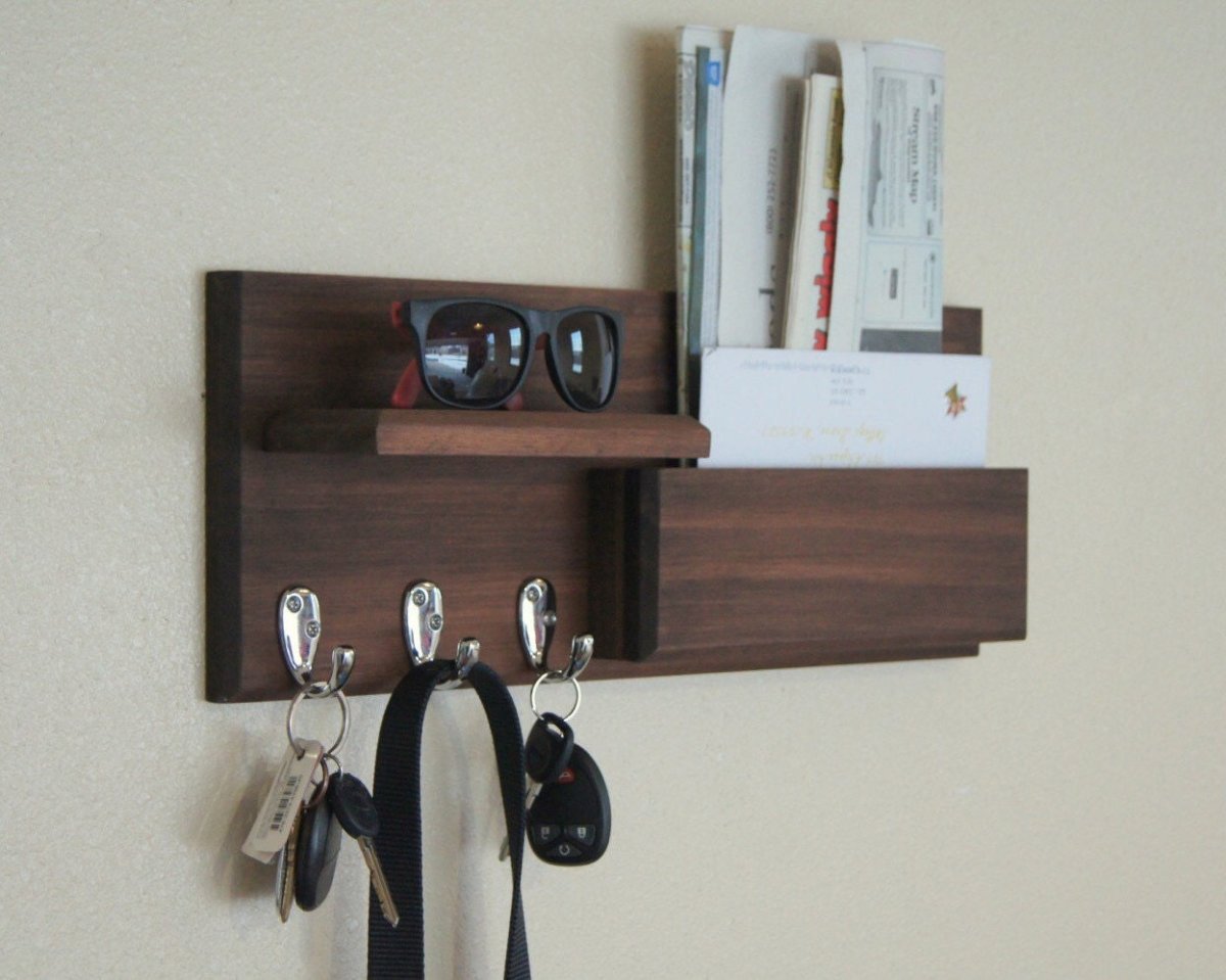 Полка в прихожую