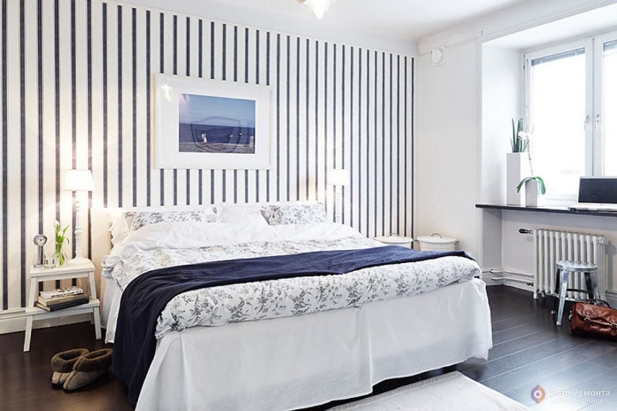 Деревянные рейки в спальне