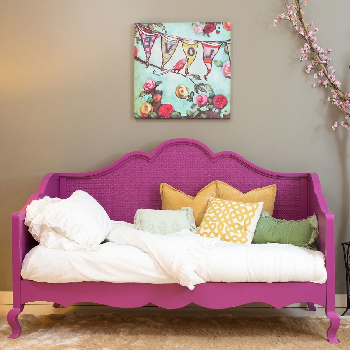 Диванчик в детскую