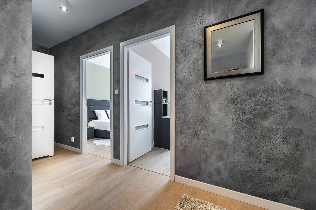 Декоративная шпаклевка в прихожей