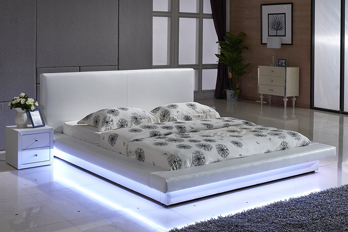 Постель ночью