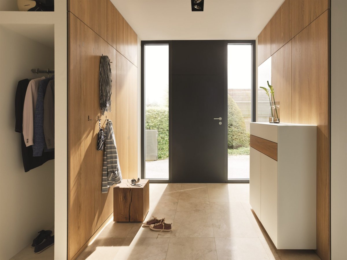 Прихожая в современном стиле