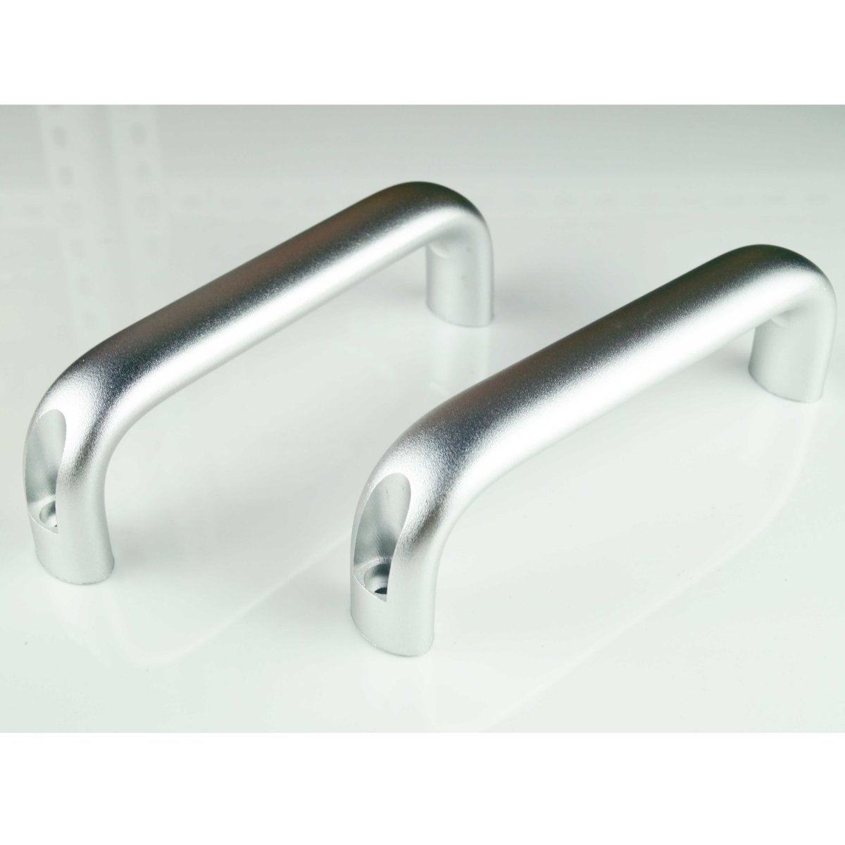 Ручка серебристый для входа