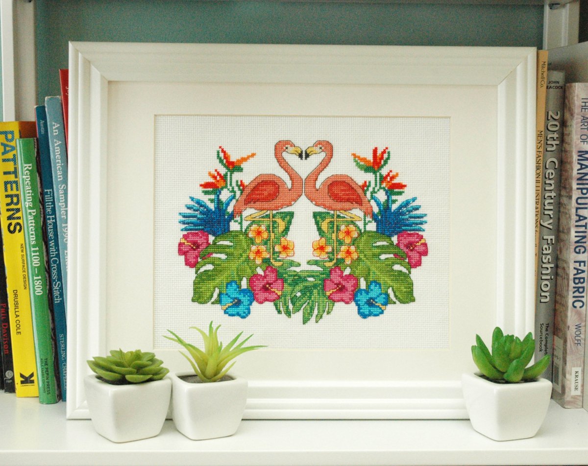 Дизайнерские картины для интерьера