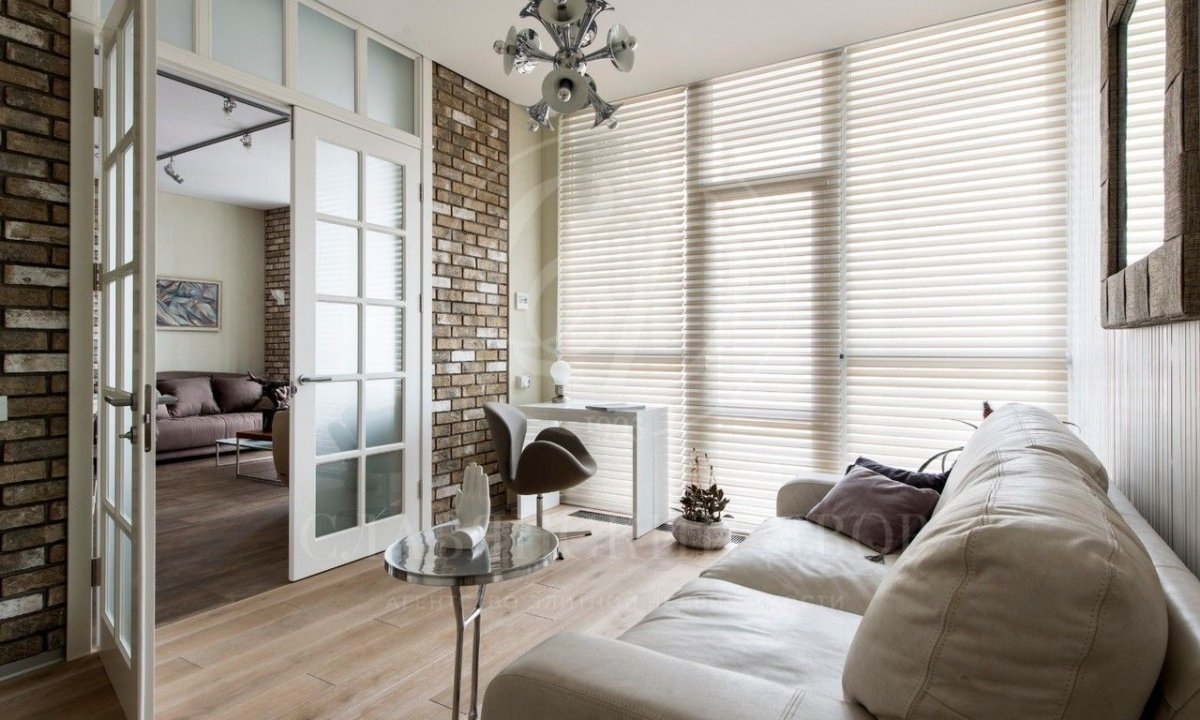 Двери в интерьере лофт