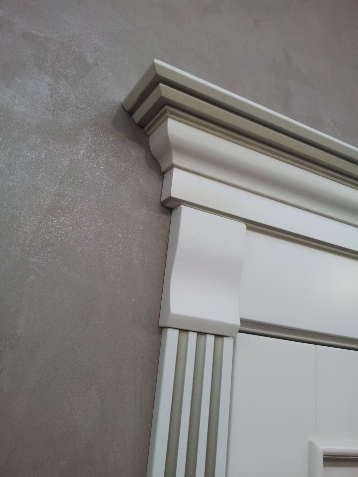 Декоративные дверные наличники