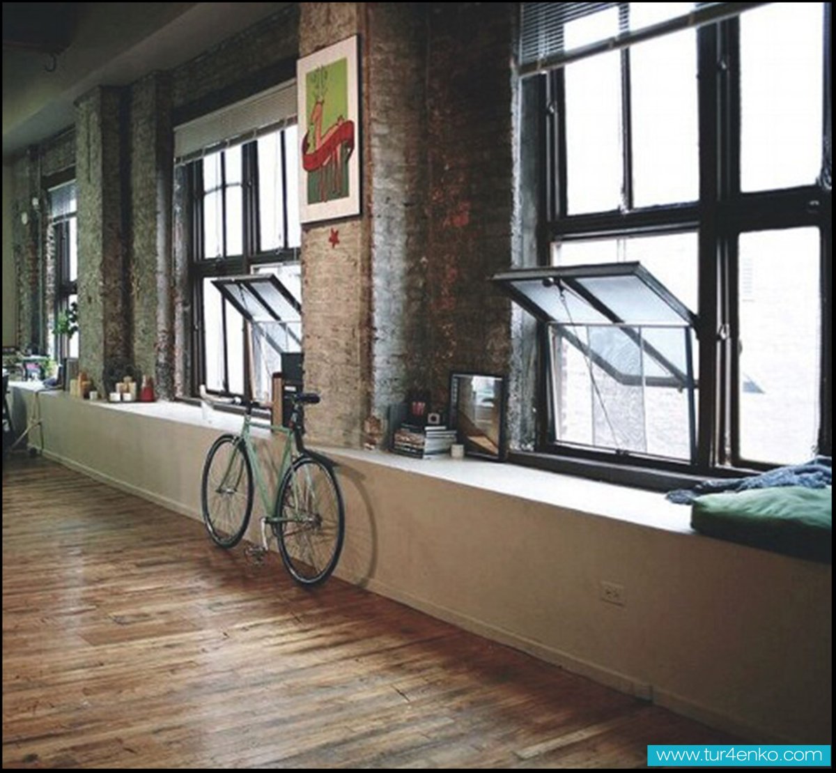 Подоконник в интерьере лофт