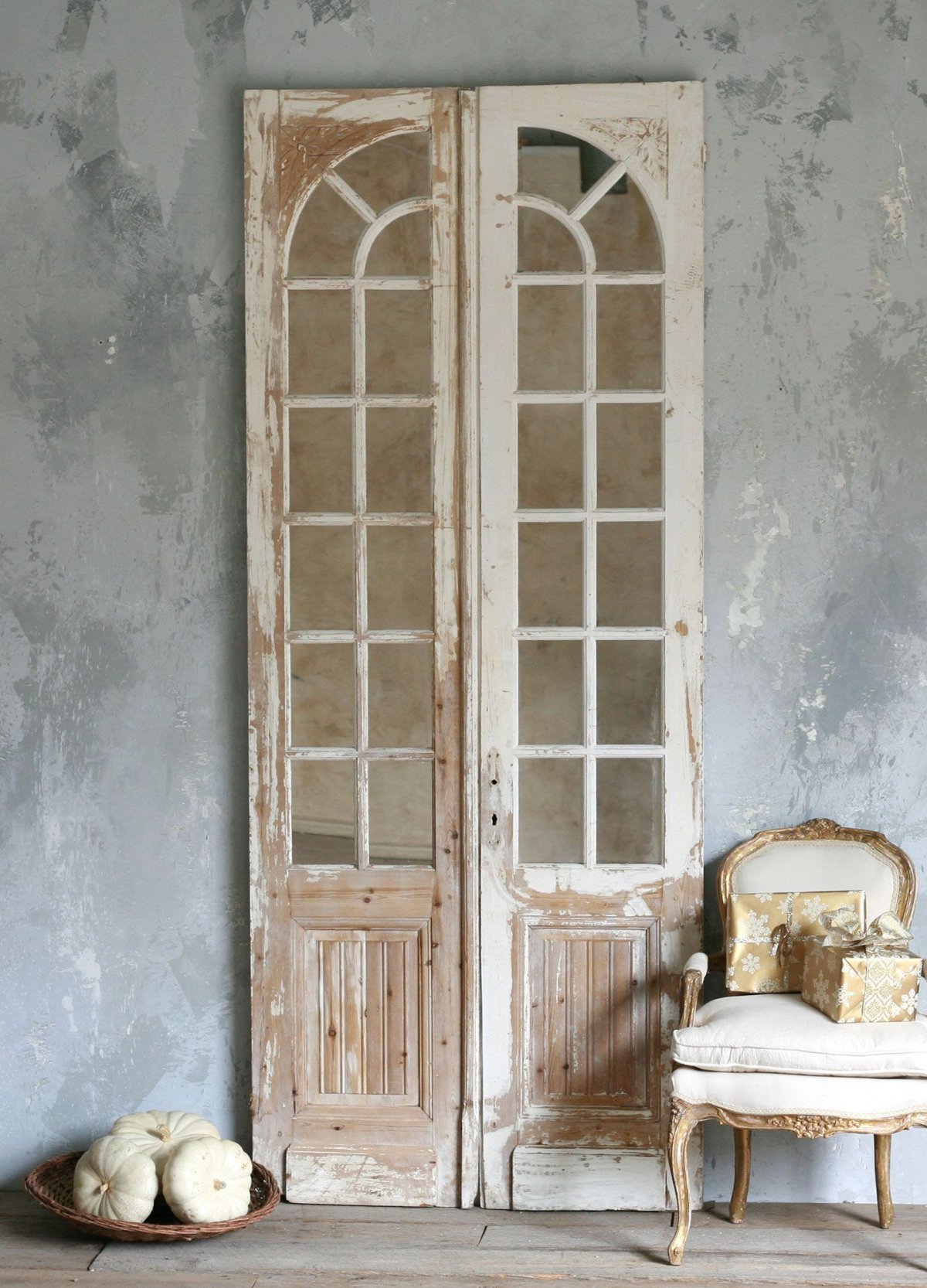 Деревянная дверь