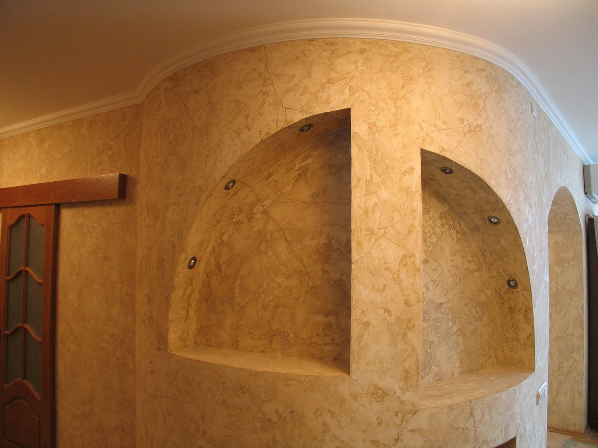 Венецианская штукатурка для внутренней отделки арка