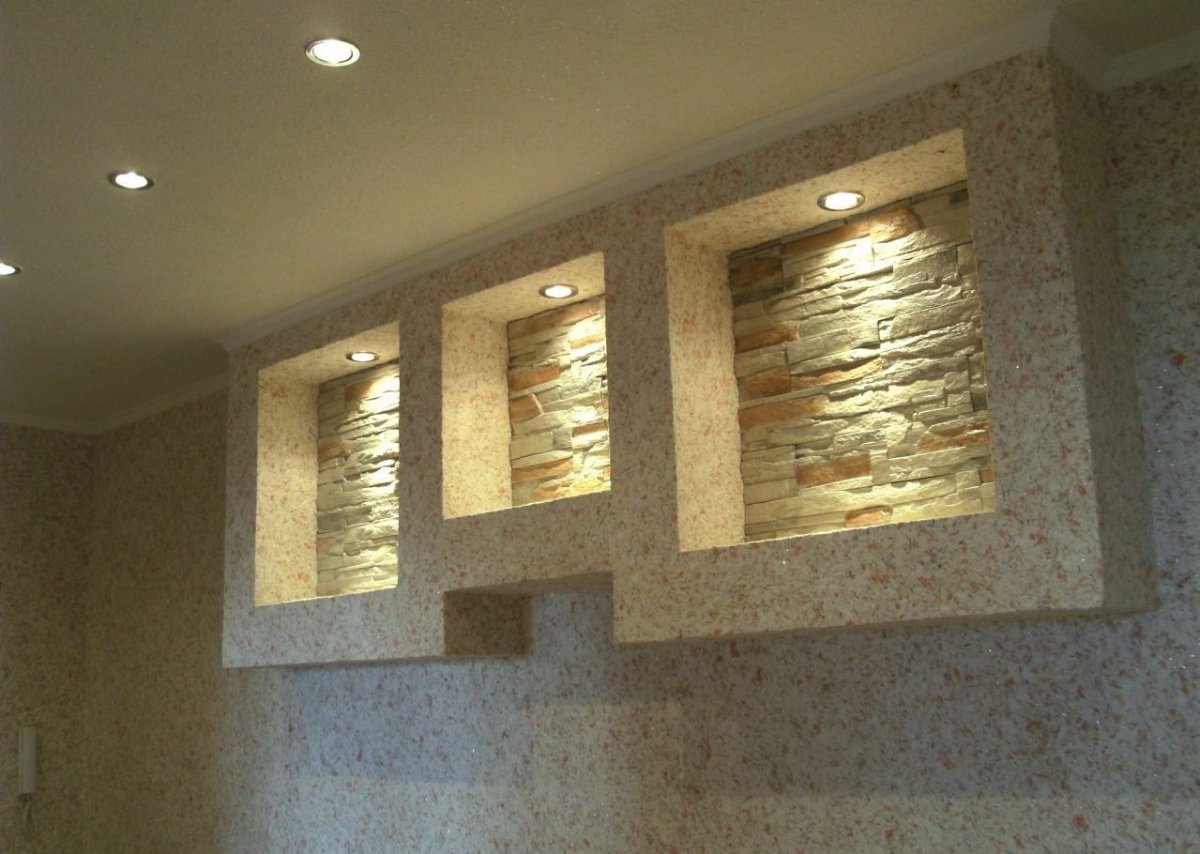 Декоративная штукатурка в нише