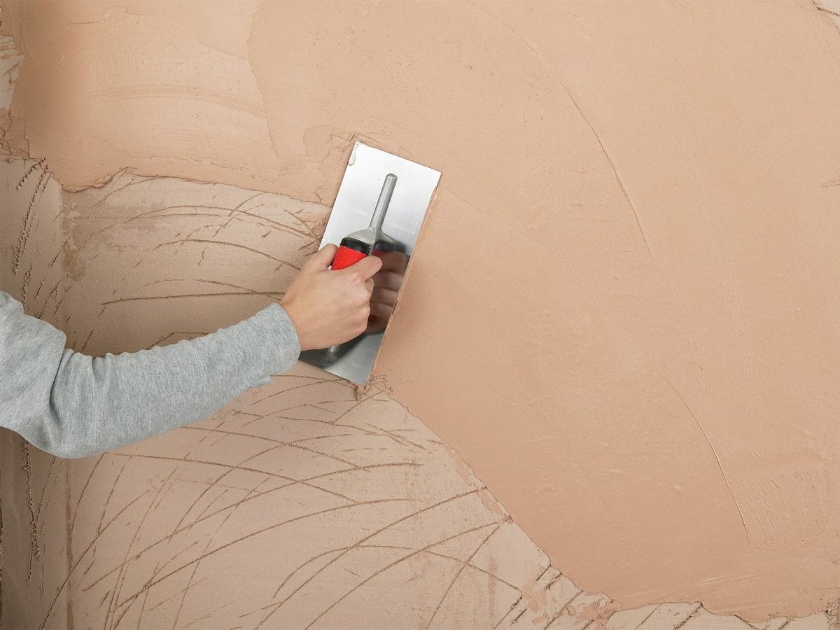 Стену шпатлевки