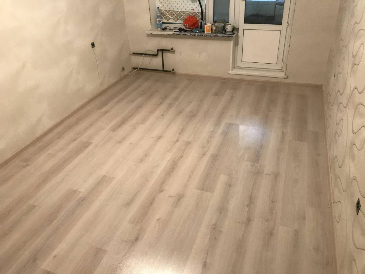 Ламинат вдоль или поперек комнаты