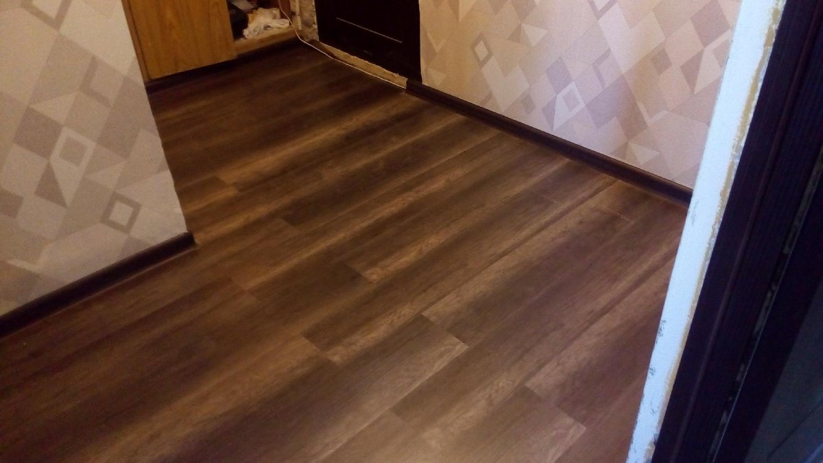 Укладка ламината в квартире