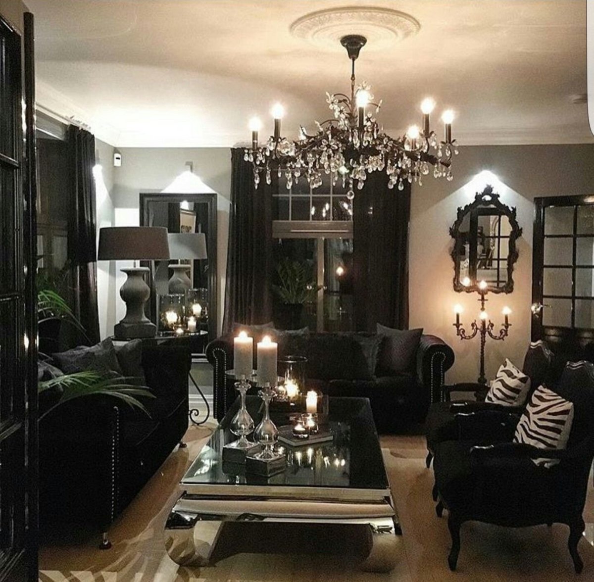 Готический стиль в интерьере