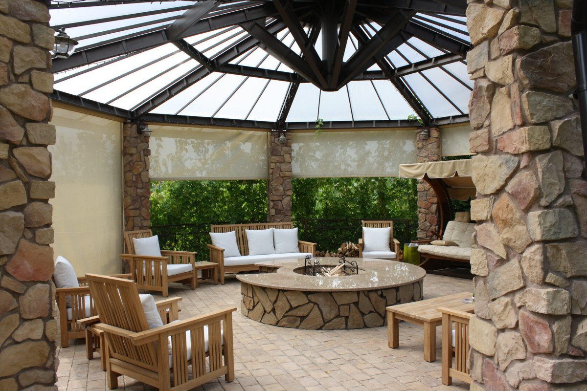 Крыша беседки изнутри