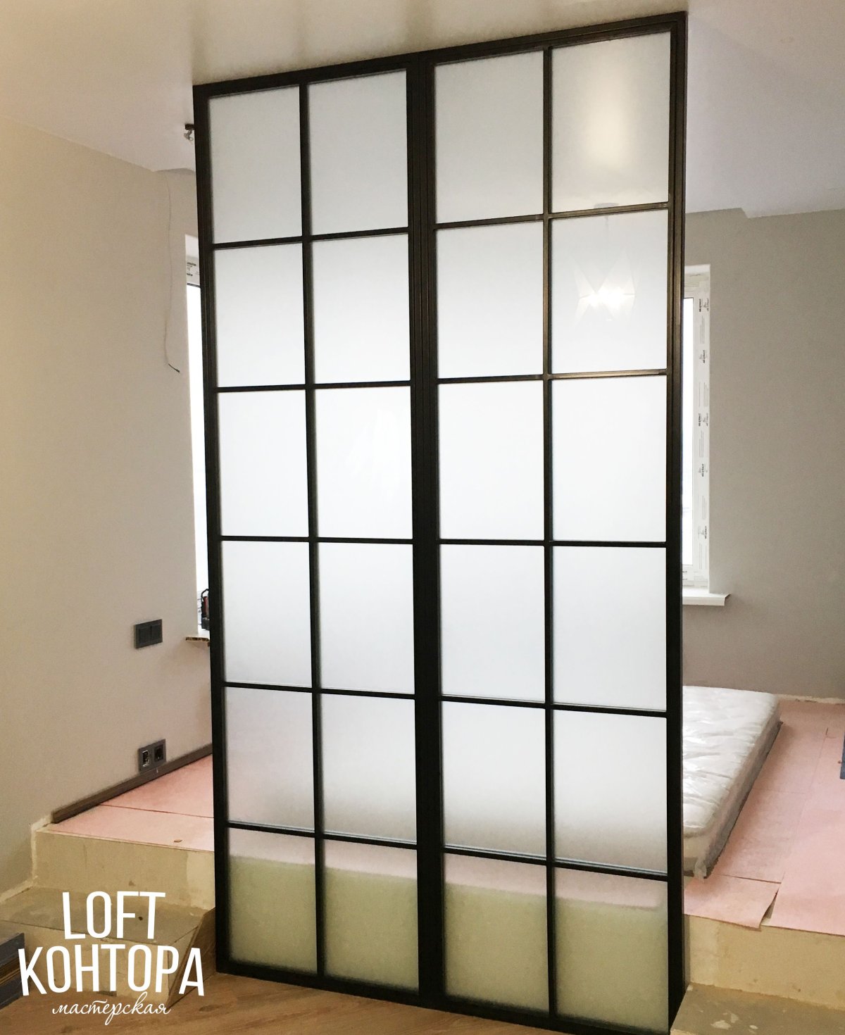 Каскадная перегородка лофт