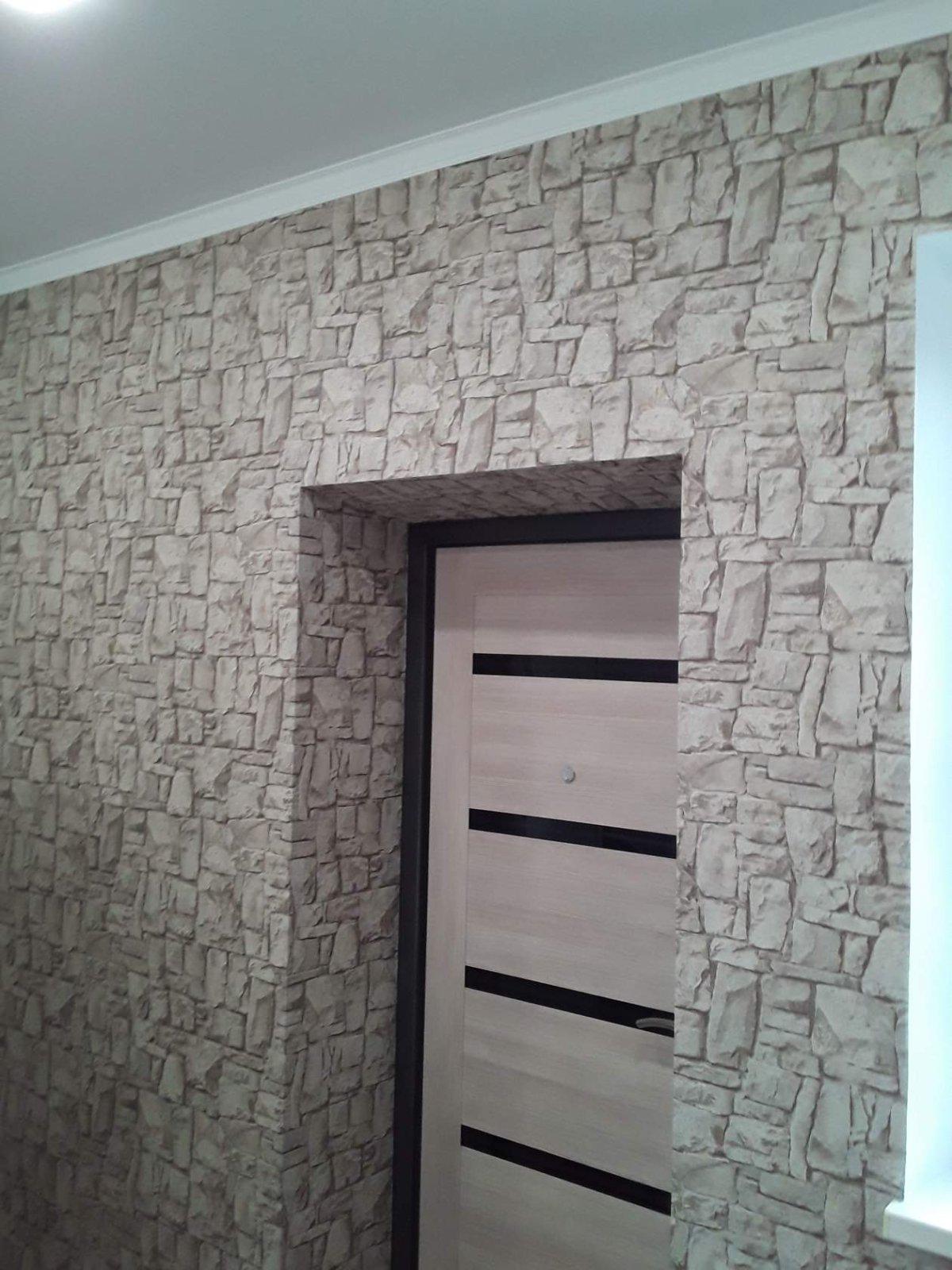 Откосы дверные из обоев