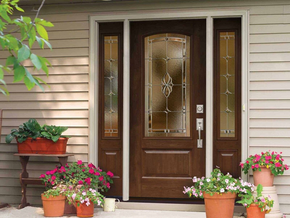 Украшение крыльца летом