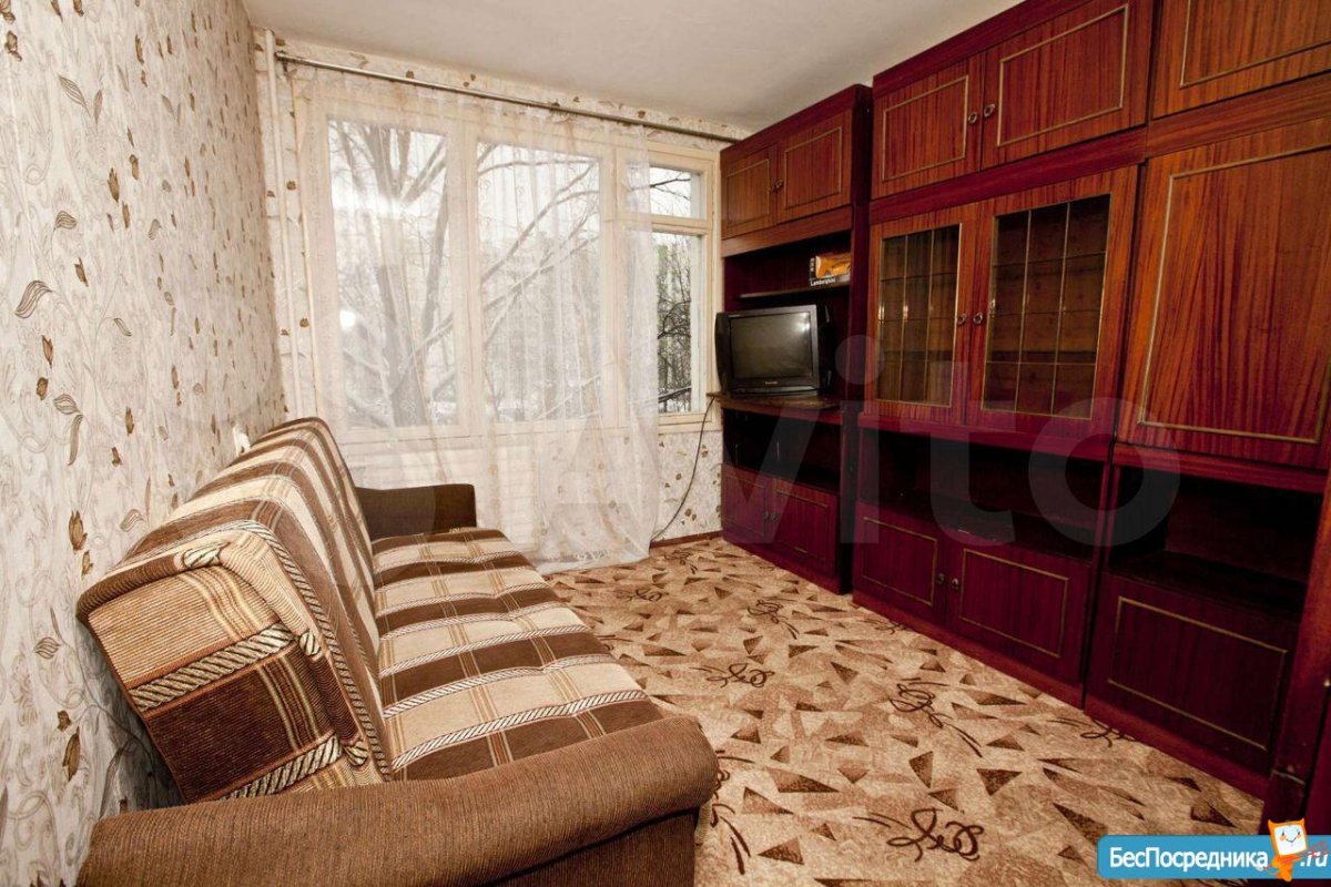 Бедный дом внутри