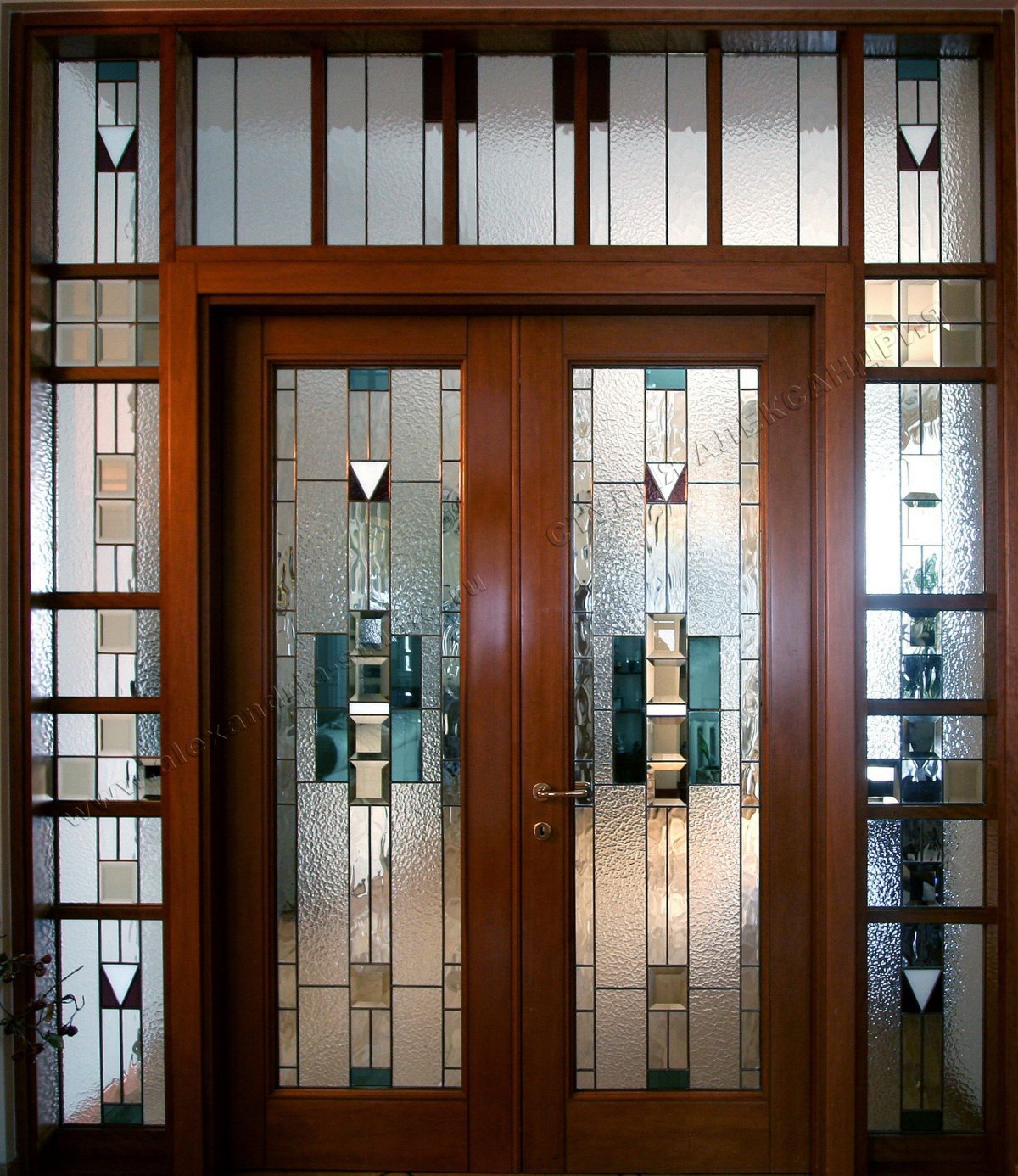 Пластиковые двери межкомнатные