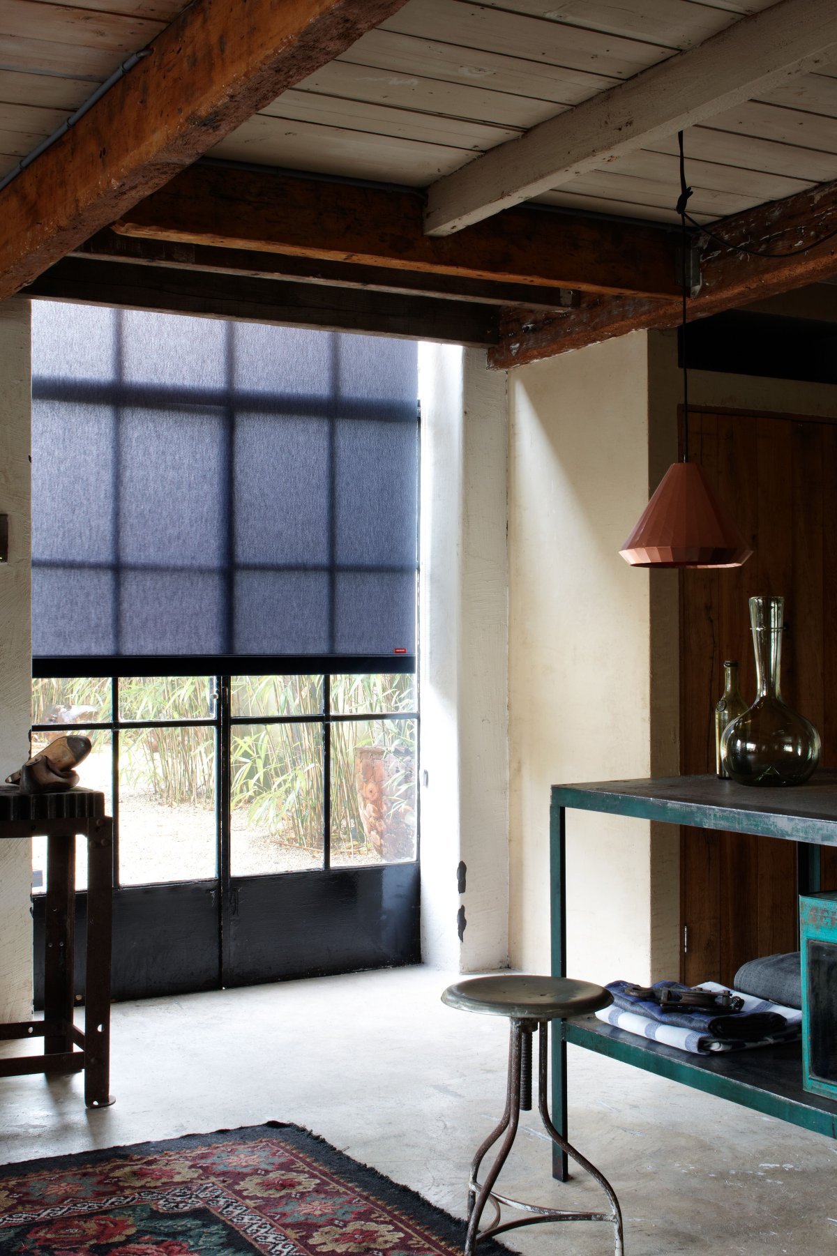 Римская штора в стиле лофт