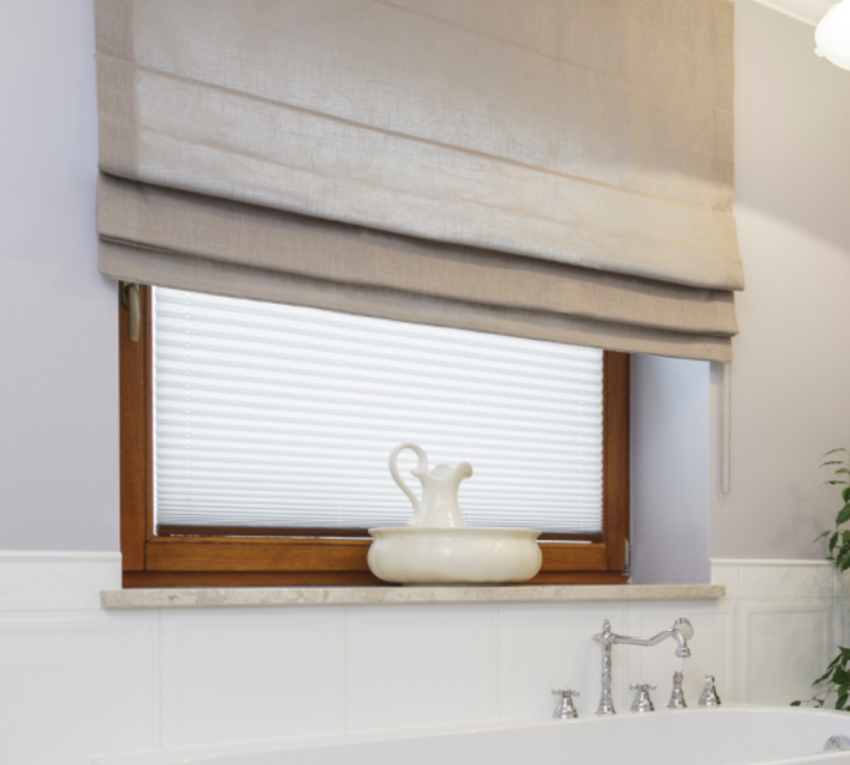 Римская штора в кабинет