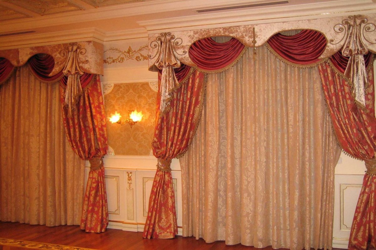 Штора для зала в частном доме