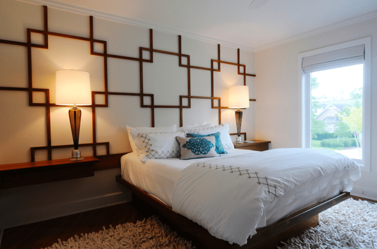 Декор над изголовьем кровати