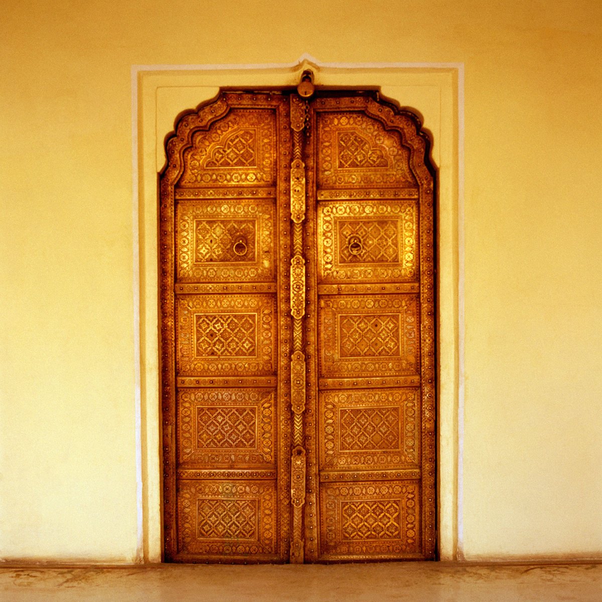 Дверь из золота