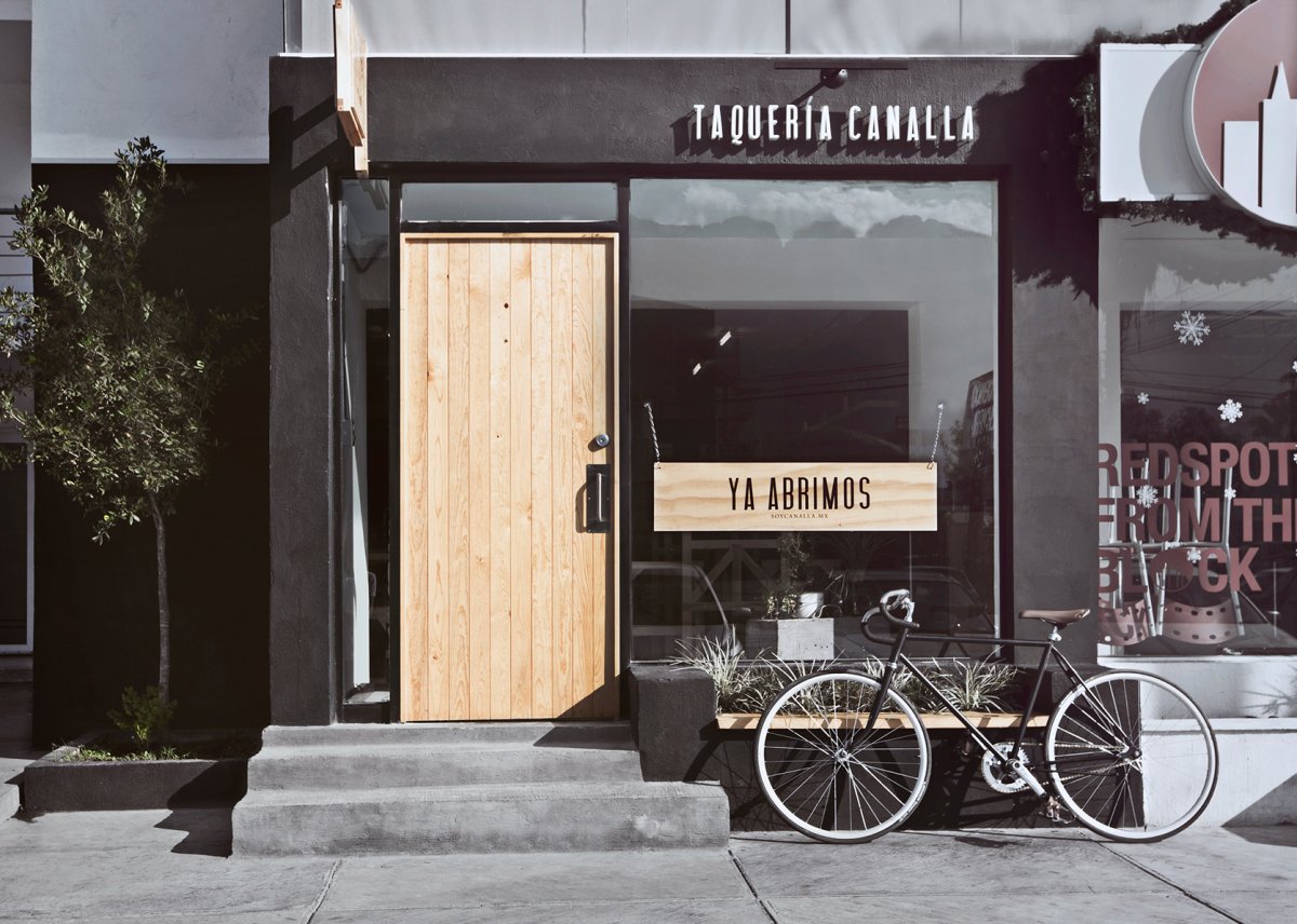 Входная группа кофейни