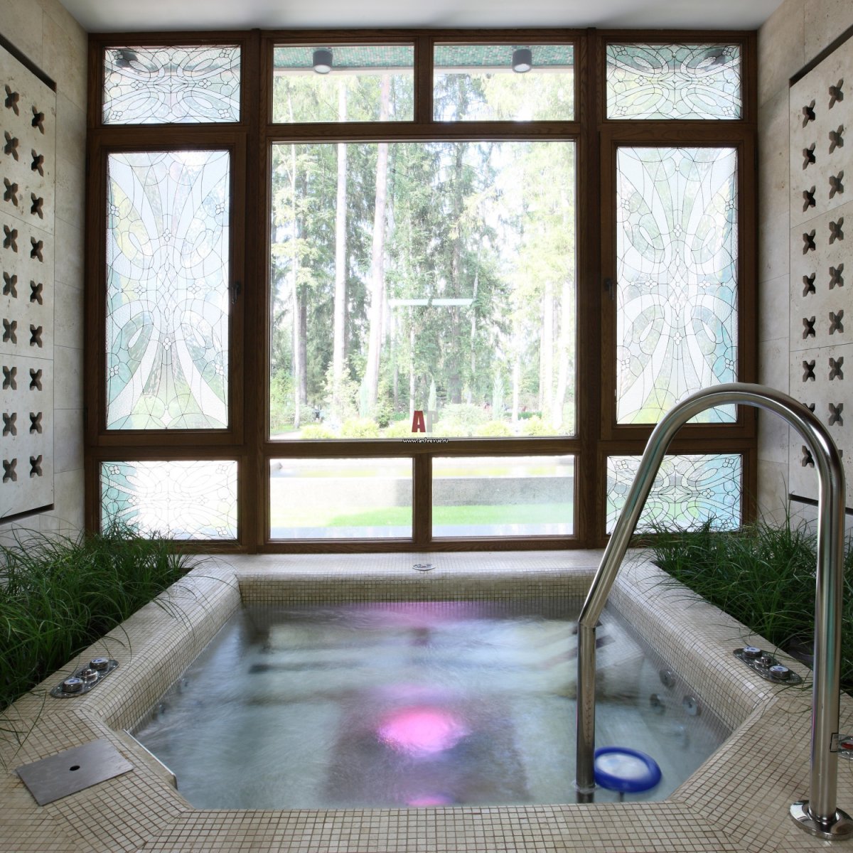 Душ в спа зоне